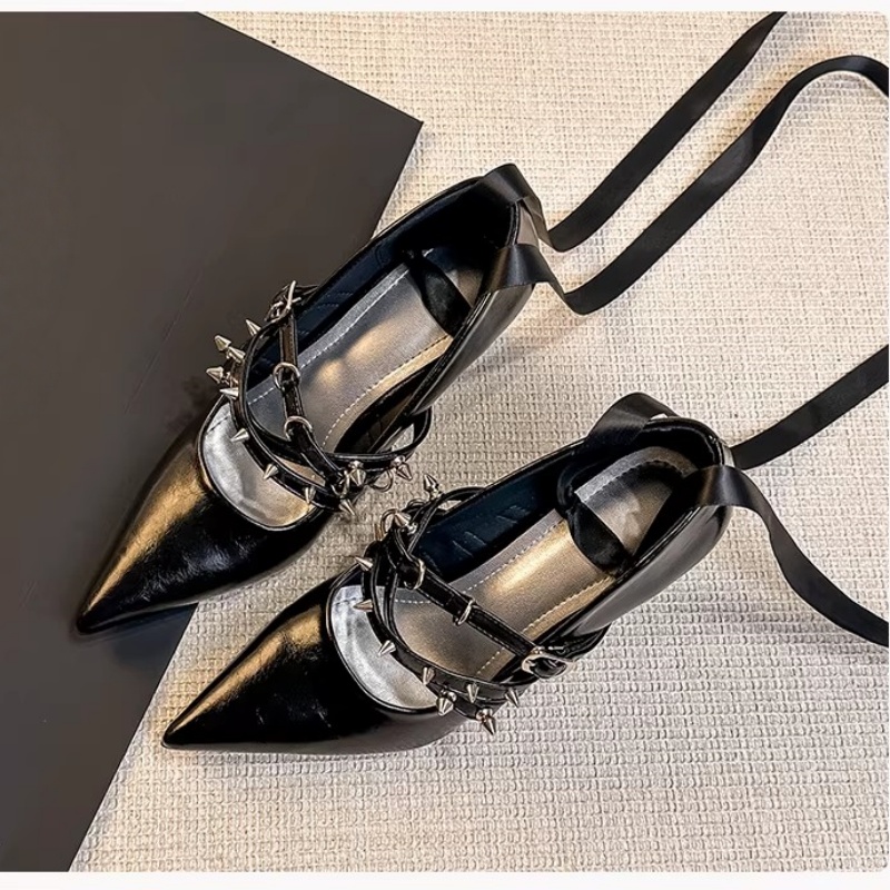 Women's Black Patent Leather P - Leather Classic Strap review and price